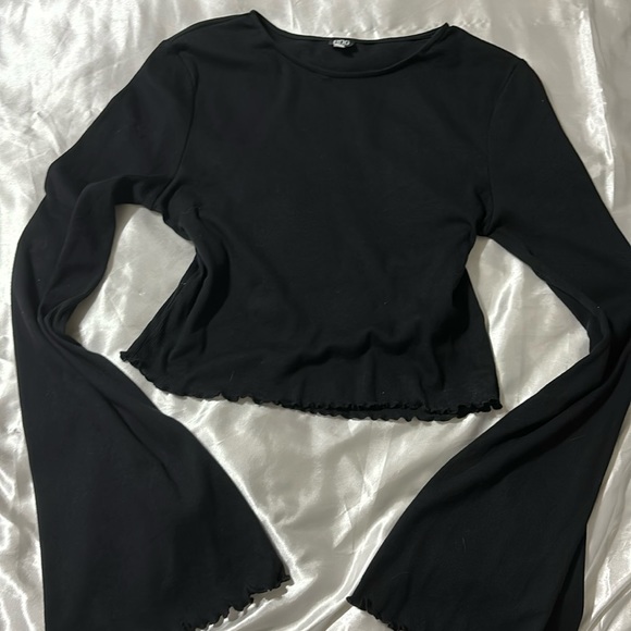 NEW Cropped black long sleeved Size us L - Picture 1 of 5